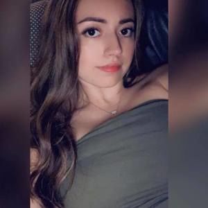 Meet your Posher, Karina